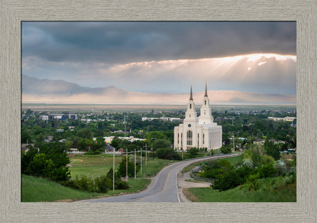 Layton Temple - A Royal View - framed giclee canvas