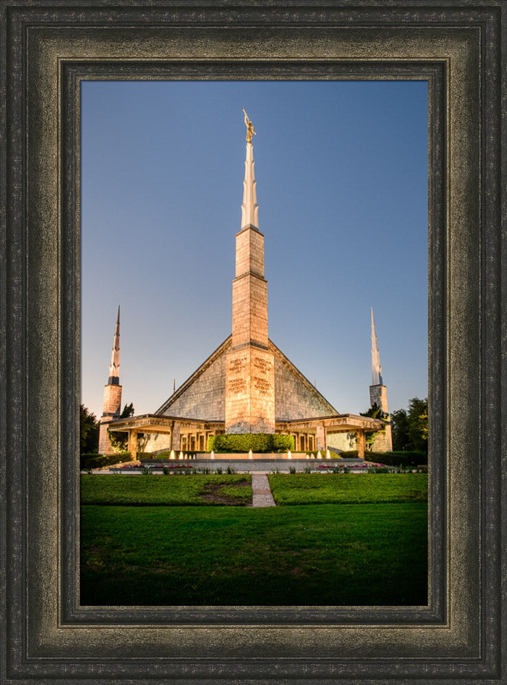 Dallas Temple - Twilight by Scott Jarvie