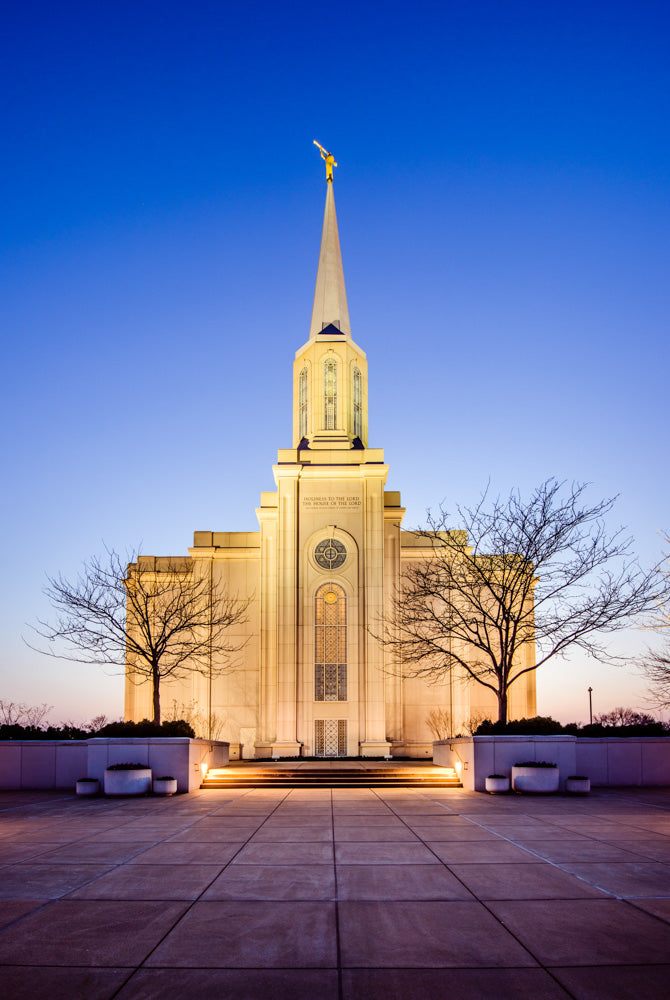 St Louis Temple - Front by Scott Jarvie