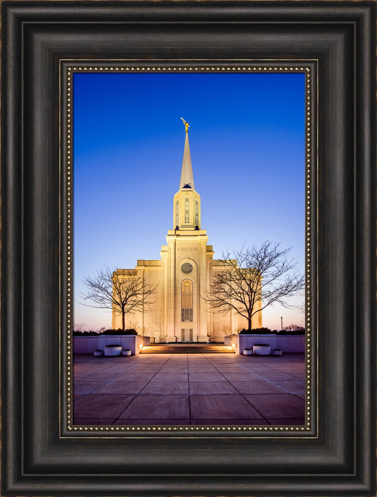 St Louis Temple - Front by Scott Jarvie