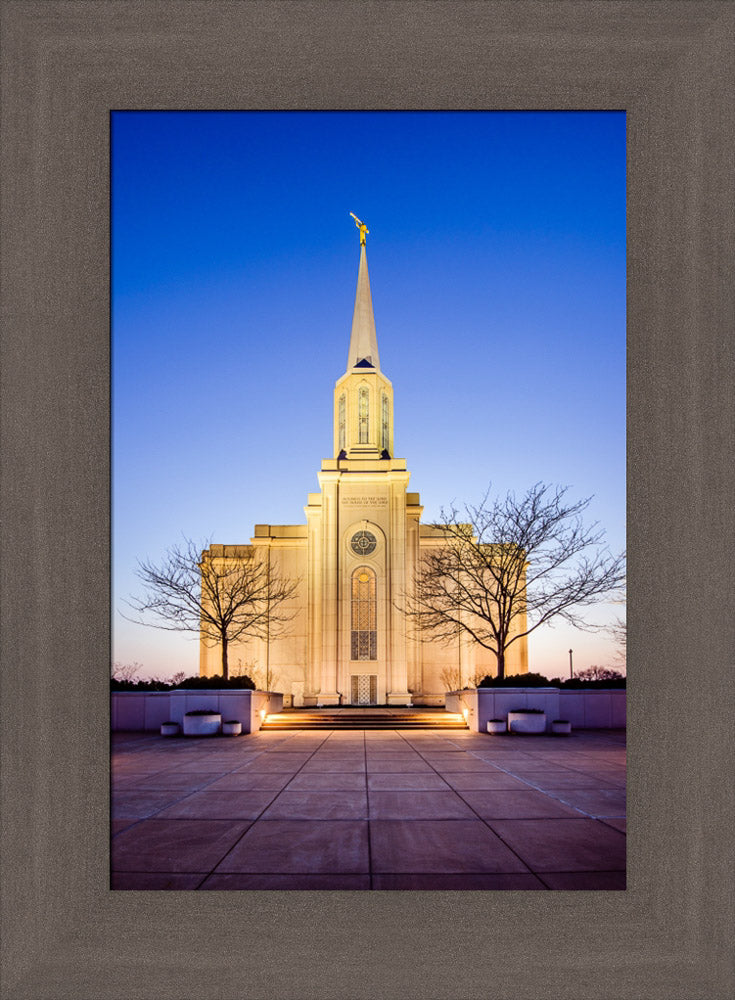 St Louis Temple - Front by Scott Jarvie