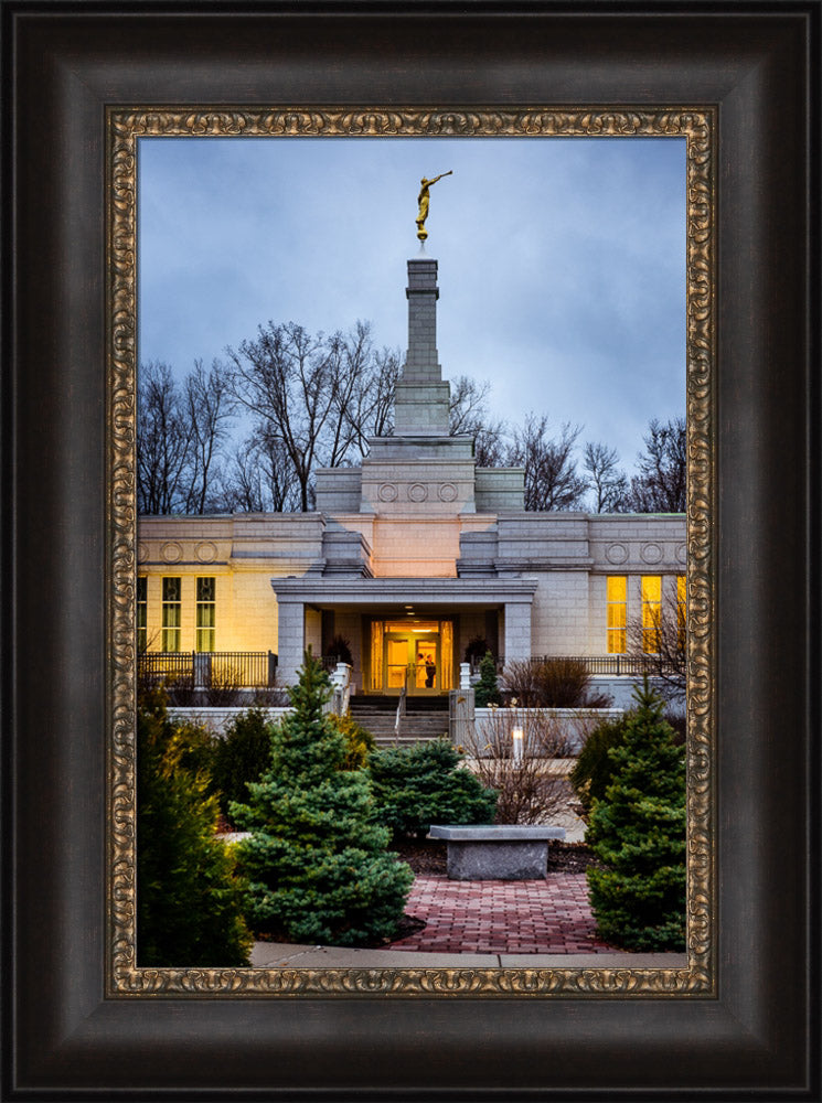 St Paul Temple - Bench by Scott Jarvie