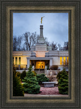 St Paul Temple - Bench by Scott Jarvie